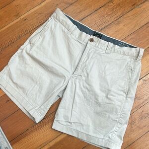 J.Crew Men’s Chino Short (Khaki)
